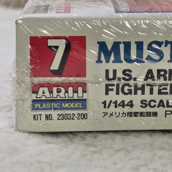 ARII Mustang P51D US Army Fighter 1 144 Scale Model Kit New‎ Factory Sealed - Picture 6 of 9